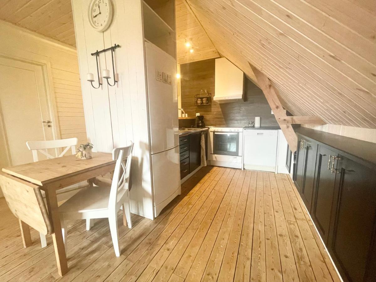 Laegenhet Foer Stoerre Saellskap Naera Gekas I Ullared Vessigebro Exterior foto